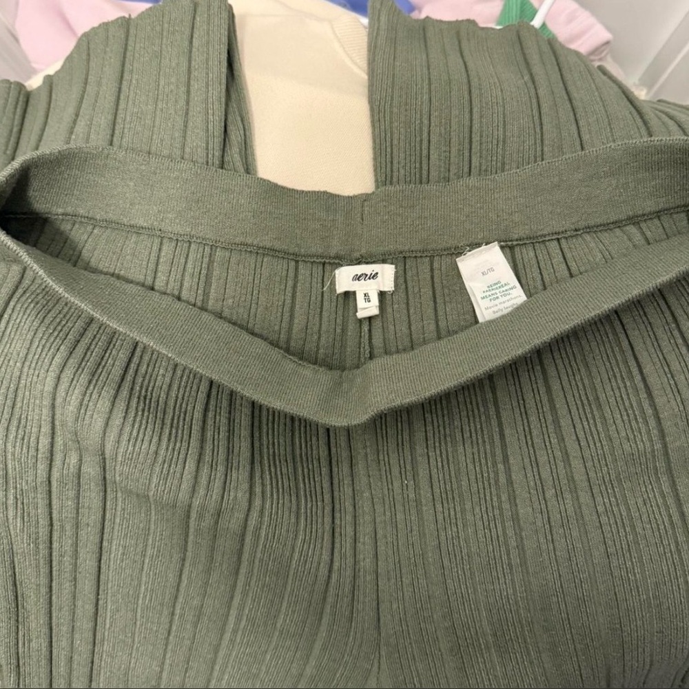 aerie Ribbed Scoop Neck Tank Top - Sage Green